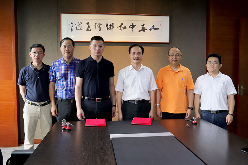 1564467064790806.jpg 中達(dá)集團(tuán)海港物流簽約-(6).jpg