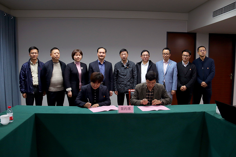 02黨建金融雙結(jié)雙促主題黨日活動 (12).JPG