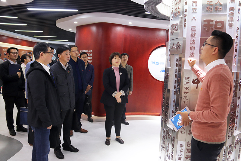 03黨建金融雙結(jié)雙促主題黨日活動 (1).JPG