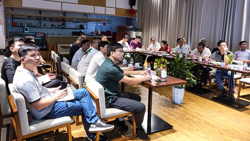 1595667480775254.jpg 會議現(xiàn)場2.jpg